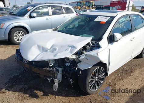 2014 Toyota Corolla S Plus z USA, uszkodzony, nr VIN 2T1BURHE8EC197790